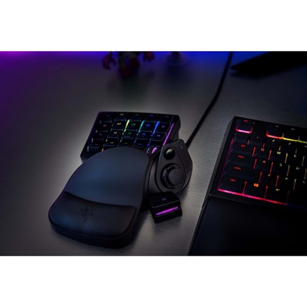 RAZER TARTARUS V2 RGB Siyah Oyun Konsolu