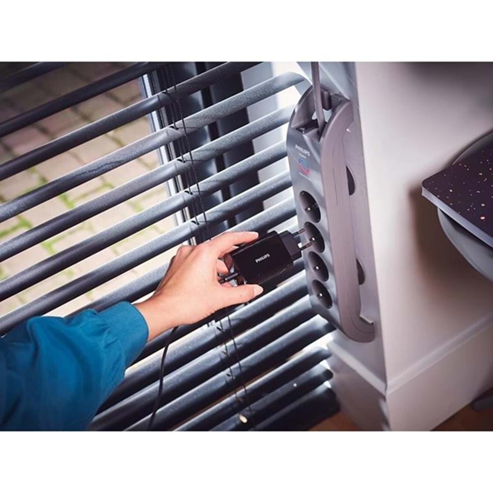 PHILIPS 4-lü SPN3140A/62 900 Joules Akım Koruma Prizi Gri