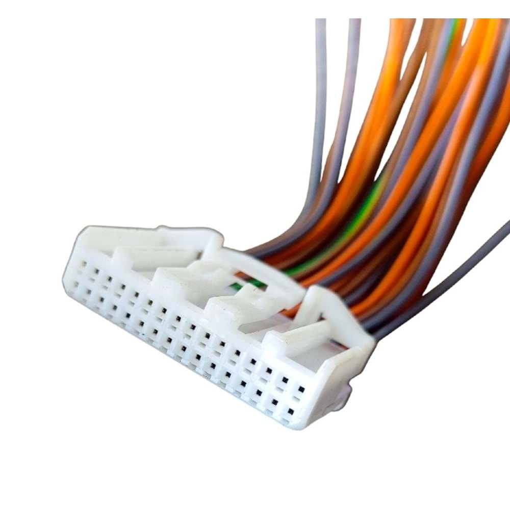 RENAULT CLİO MEGANE FLUENCE TEYP SOKETİ..