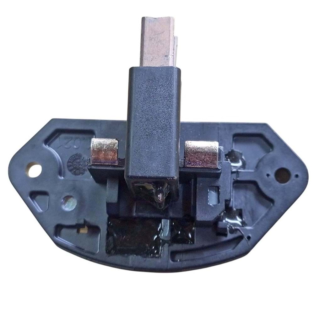 ( 12V ) DEUTZ AG (KHD) / ATLAS BOBCAT / M.FERGUSON