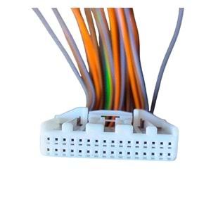 RENAULT CLİO MEGANE FLUENCE TEYP SOKETİ..