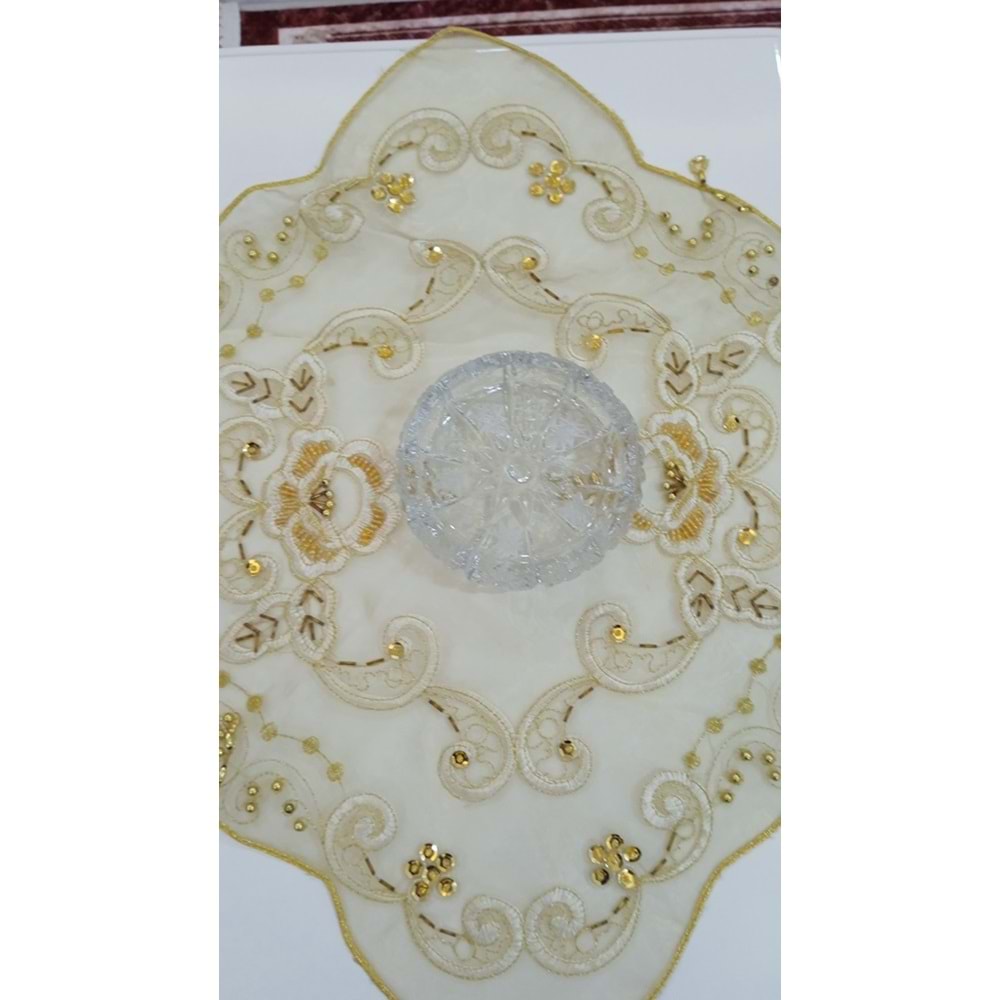 fransız organize ipek Vitrin seti boncuklu model 16 parça Gold