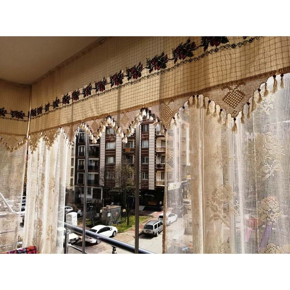 Mandaş Buldan Kanaviçe İşlemeli Dış Balkon perdesi 150x60 cm kırmızı