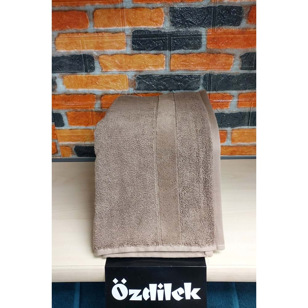 Özdilek Svv Border Kalın ve Süper Emici Yeni Seri Banyo Havlusu (76x147) - Light Brown (A.Kahve)