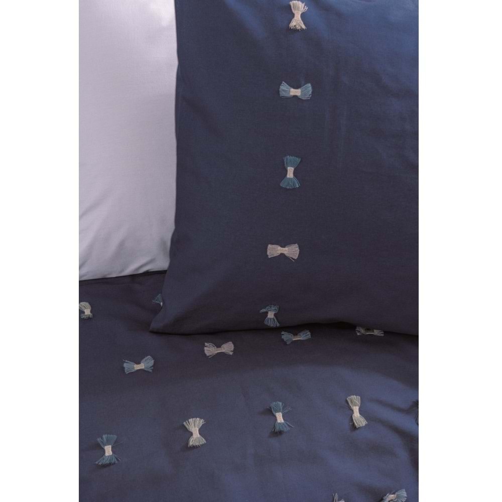 Cotton Box Rf Brode Nakışlı -Gina Lacivert- Çift Kişilik Nevresim Takımı (4 Yastık Kılıflı)