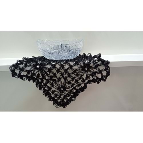 Mandaş Tığ işi El Örgü vitrin pecetesi 35*35 siyah